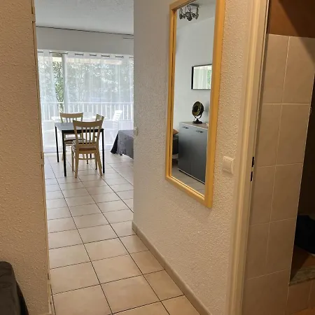 Climatise Proche Et Commerces, Balcon, Parking, Linge Et Wifi Disponibles - Fr-1-466a-40 *