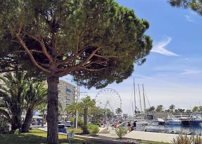 Climatise Proche Et Commerces, Balcon, Parking, Linge Et Wifi Disponibles - Fr-1-466a-40 公寓 Saint-Raphaël